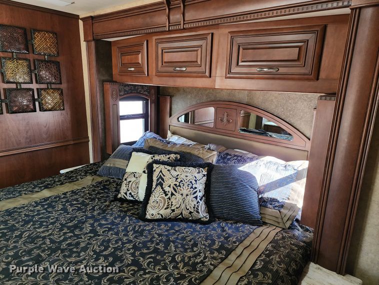 image for item DO8941 2012 Entegra Coach Anthem  RV