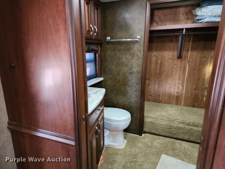 image for item DO8941 2012 Entegra Coach Anthem  RV