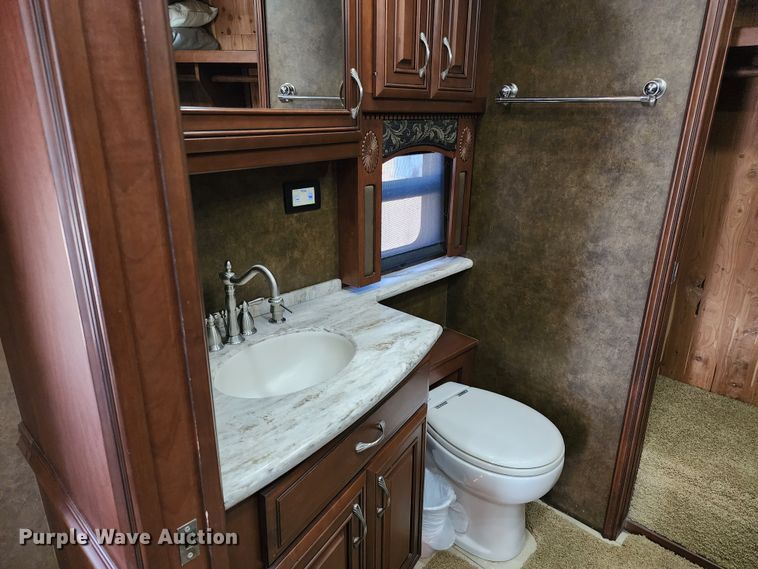 image for item DO8941 2012 Entegra Coach Anthem  RV
