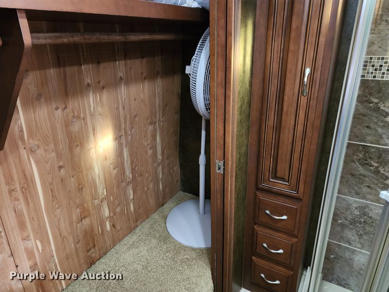 image for item DO8941 2012 Entegra Coach Anthem  RV