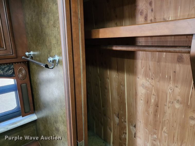 image for item DO8941 2012 Entegra Coach Anthem  RV