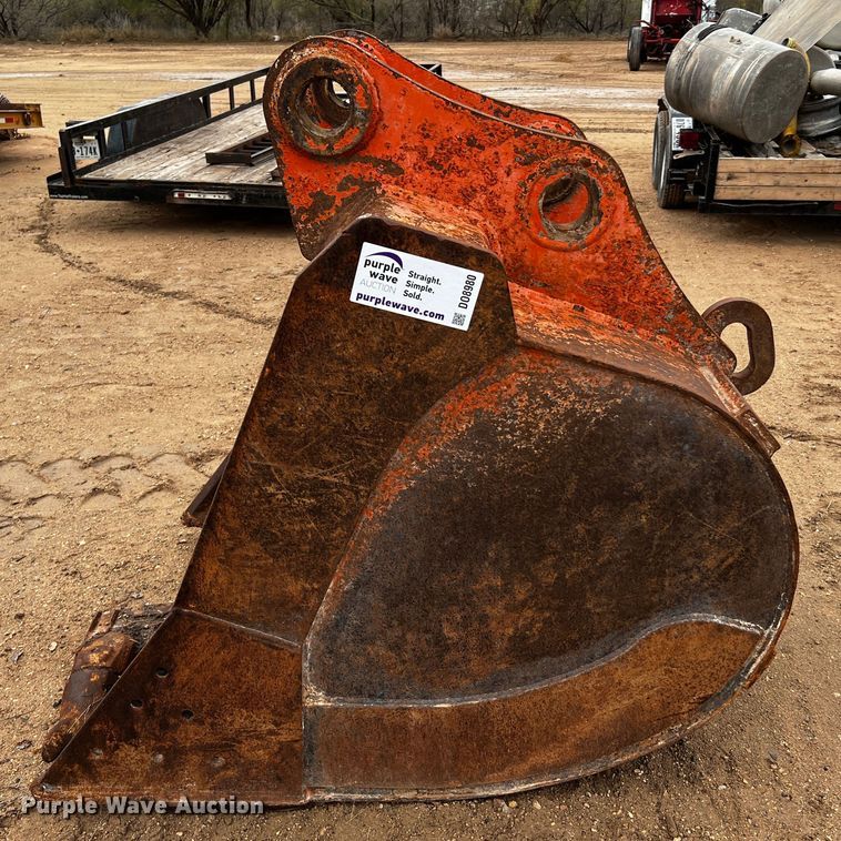 image for item DO8980 John Deere Hitachi  46"W excavator bucket
