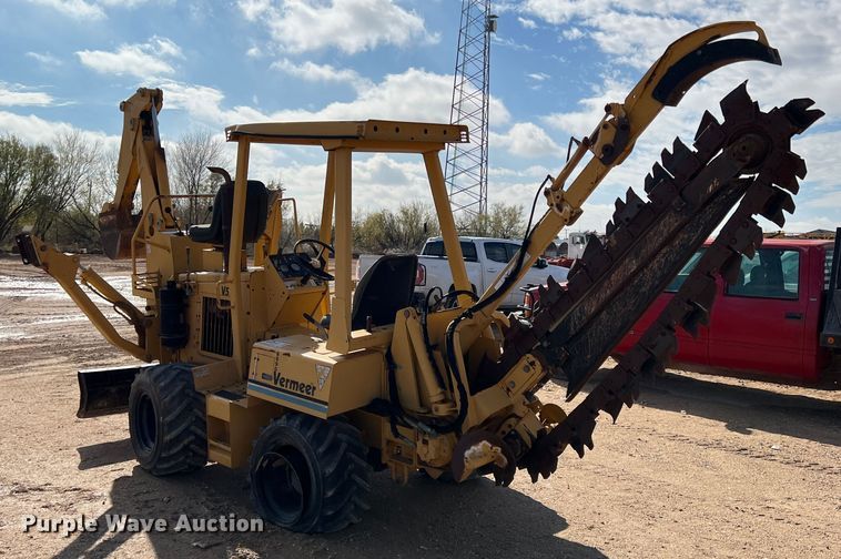 image for item DO8985 1999 Vermeer V5750  trencher