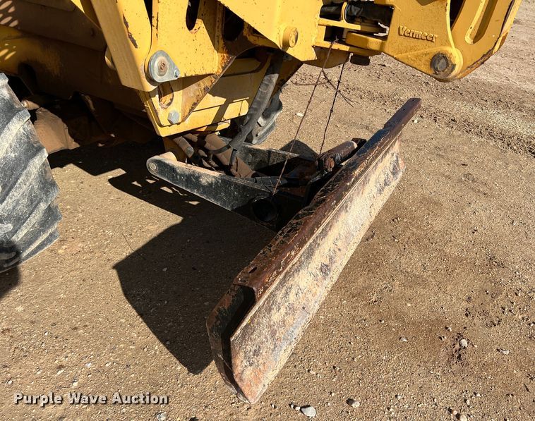 image for item DO8985 1999 Vermeer V5750  trencher