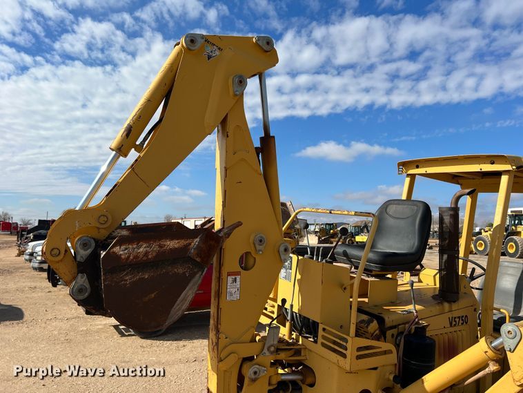 image for item DO8985 1999 Vermeer V5750  trencher