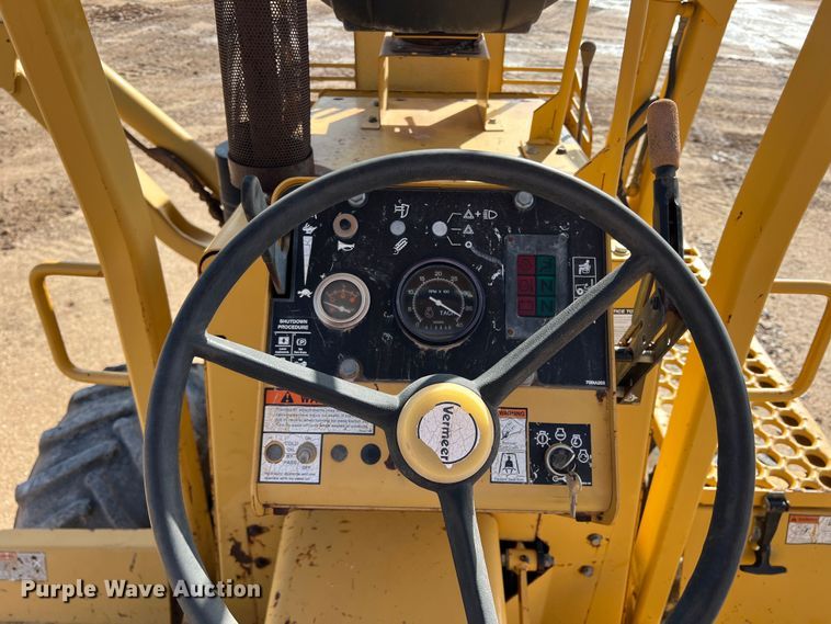 image for item DO8985 1999 Vermeer V5750  trencher