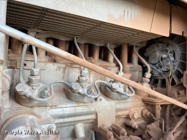 image for item DO8985 1999 Vermeer V5750  trencher