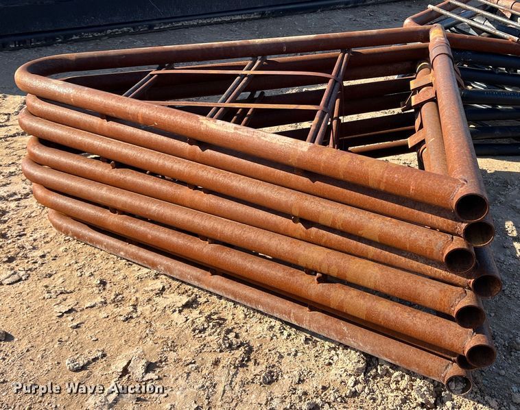 image for item DO8986 (3) cattle guards