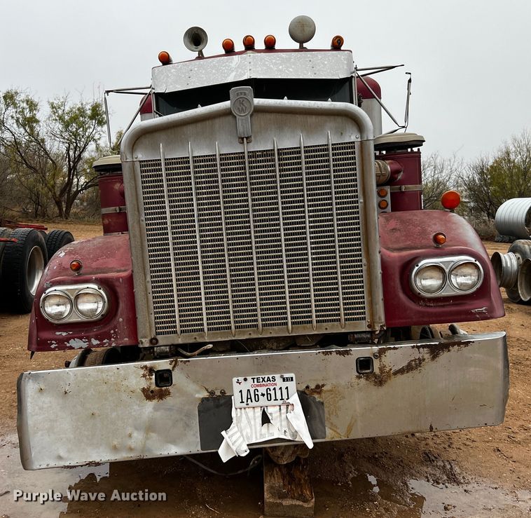 image for item DQ1937 1981 Kenworth W900  semi truck