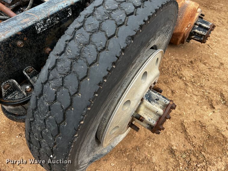 image for item DQ1937 1981 Kenworth W900  semi truck