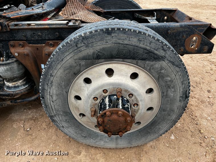 image for item DQ1937 1981 Kenworth W900  semi truck