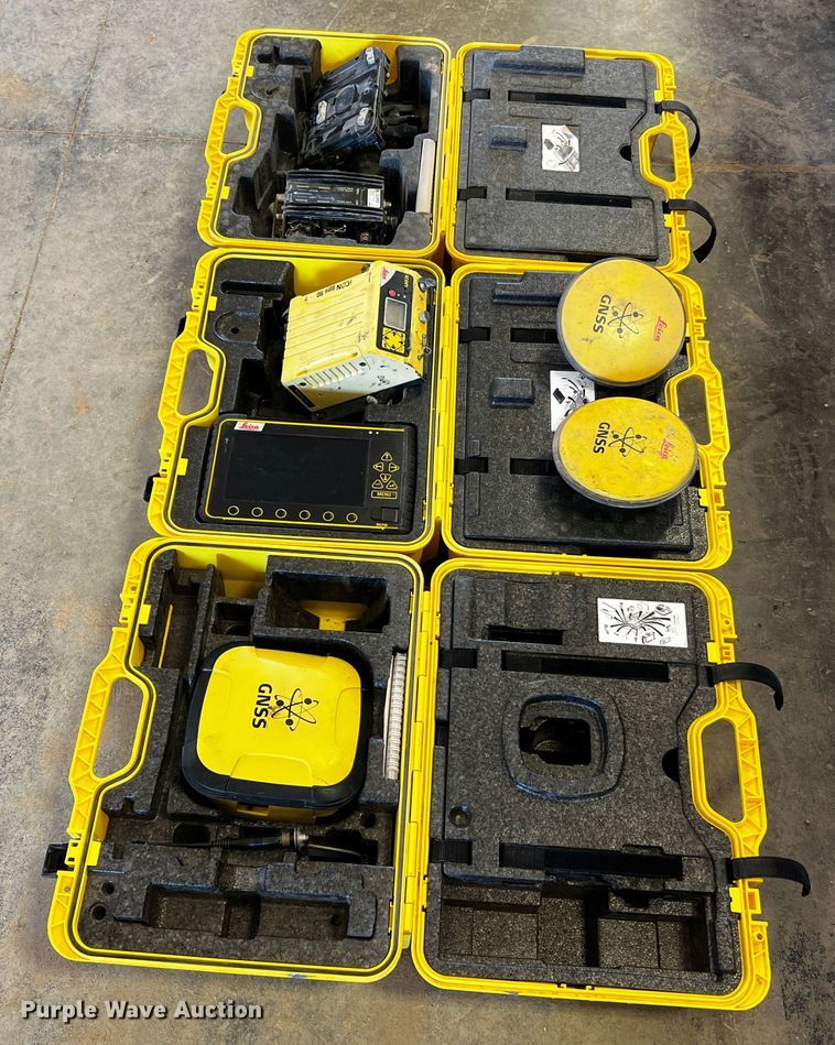 image for item MF9780 Leica  GPS System