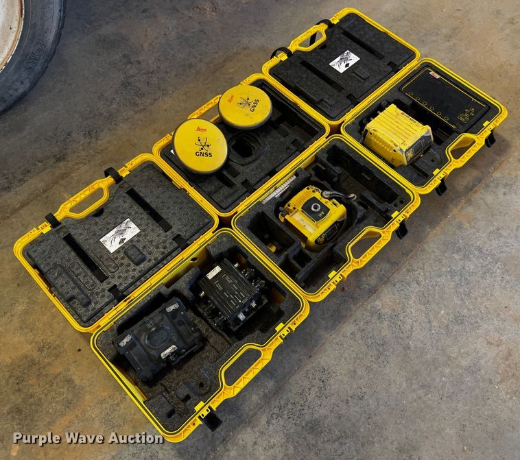 image for item MK9753 Leica  GPS system