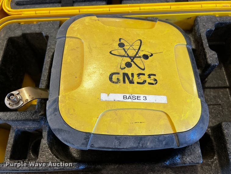 image for item MK9753 Leica  GPS system