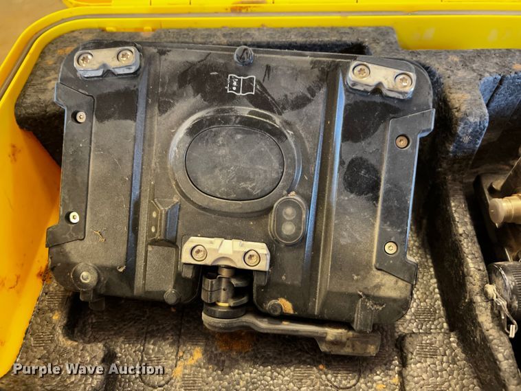 image for item MK9753 Leica  GPS system