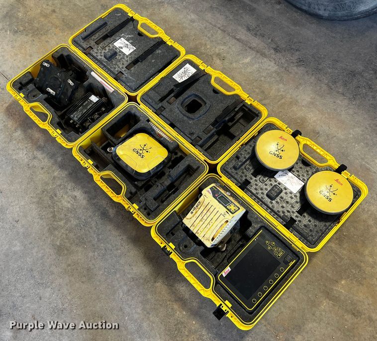 image for item MK9754 Leica  GPS system