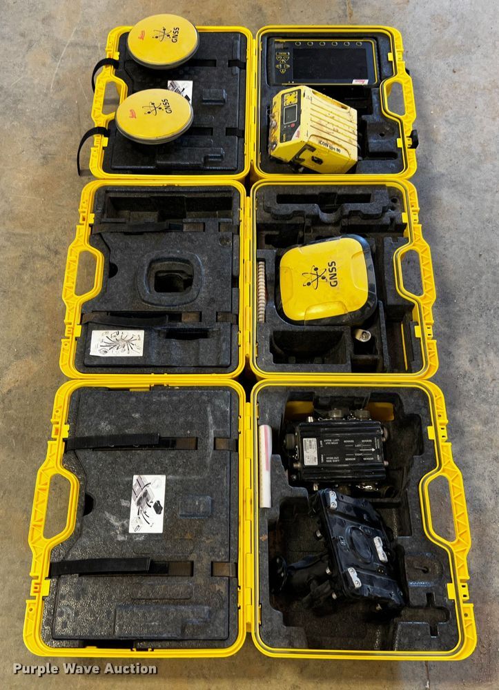 image for item MK9754 Leica  GPS system