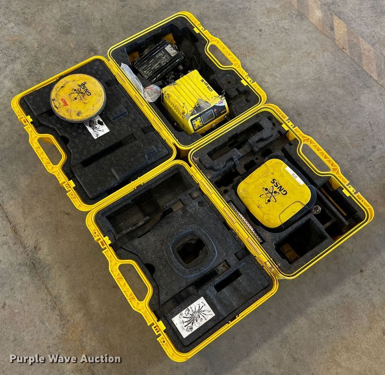 image for item MK9754 Leica  GPS system