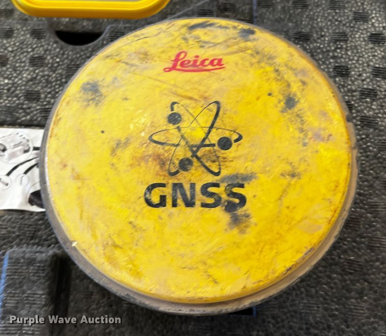 image for item MK9754 Leica  GPS system