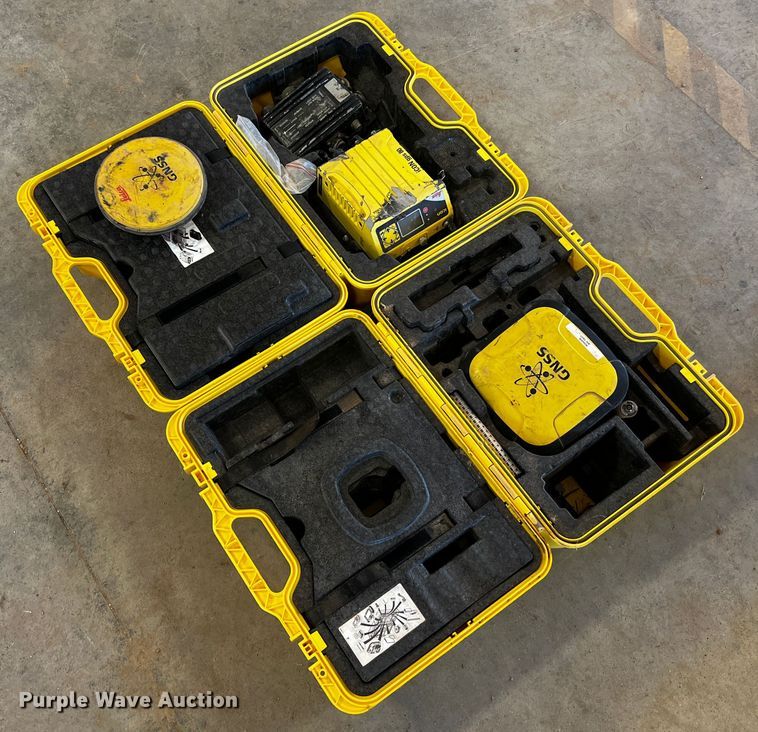 image for item MK9758 Leica  GPS system