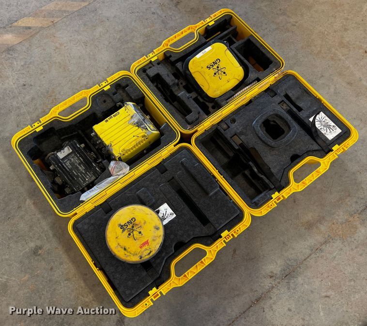 image for item MK9758 Leica  GPS system