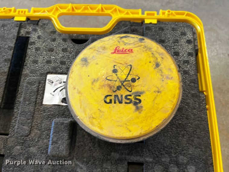 image for item MK9758 Leica  GPS system