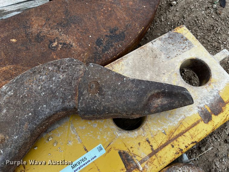 image for item MK9765 (4) ripper shanks