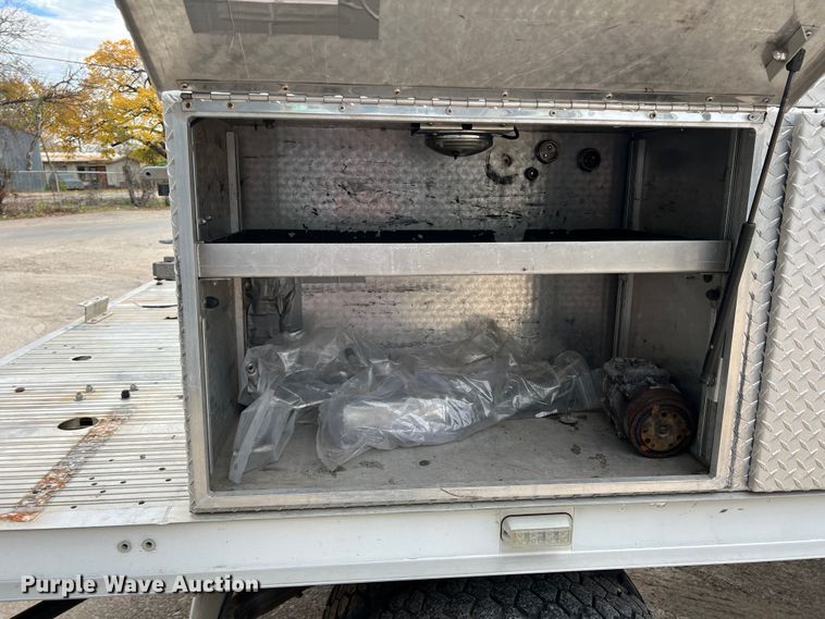 image for item DO8968 2004 Ford F550  brush fire truck