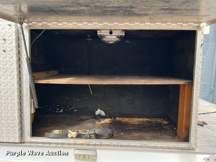 image for item DO8968 2004 Ford F550  brush fire truck