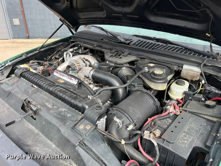 image for item DO8968 2004 Ford F550  brush fire truck