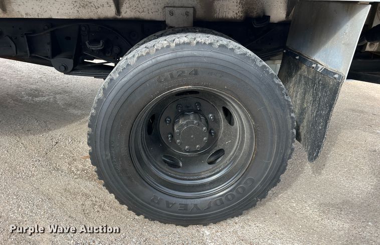 image for item DO8968 2004 Ford F550  brush fire truck