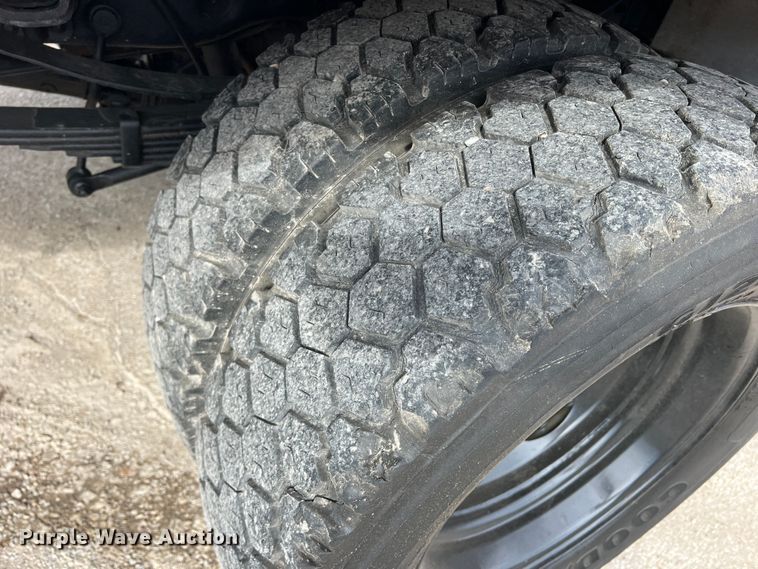 image for item DO8968 2004 Ford F550  brush fire truck