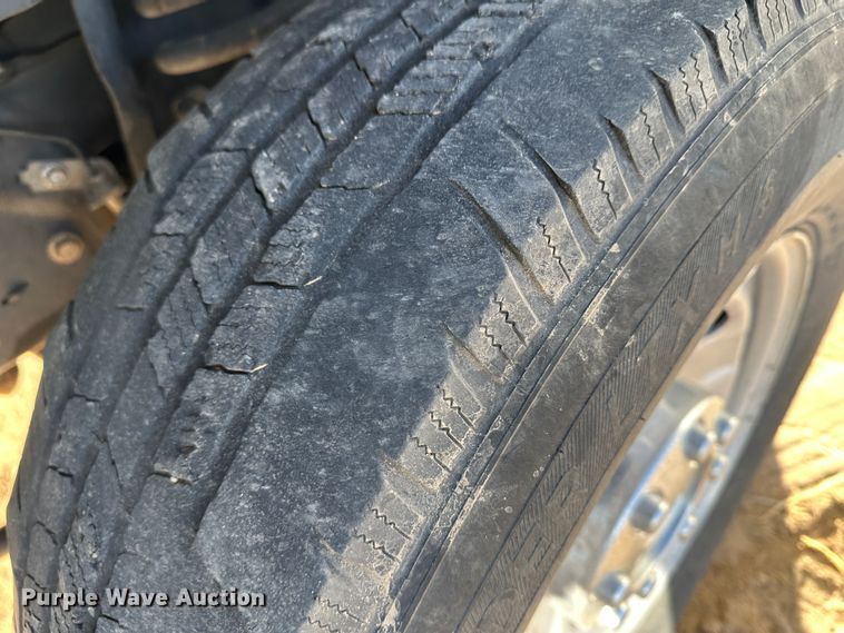 image for item JD9658 2010 Ford F250  Super Duty  Crew Cab pickup truck