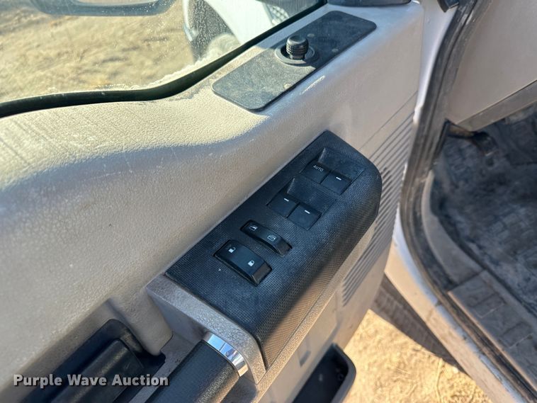 image for item JD9659 2009 Ford F250  Super Duty  Crew Cab pickup truck