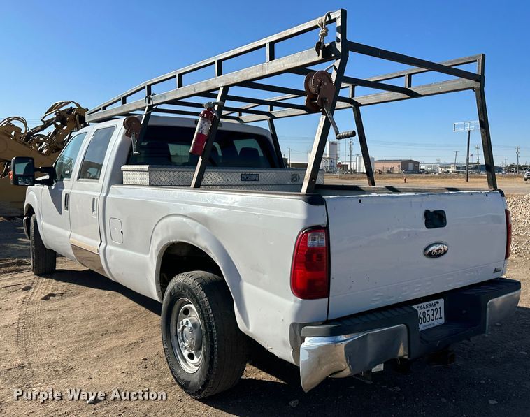 image for item JD9660 2011 Ford F250  Super Duty  Crew Cab pickup truck