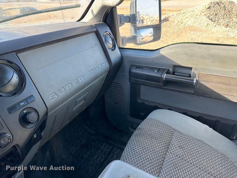 image for item JD9660 2011 Ford F250  Super Duty  Crew Cab pickup truck