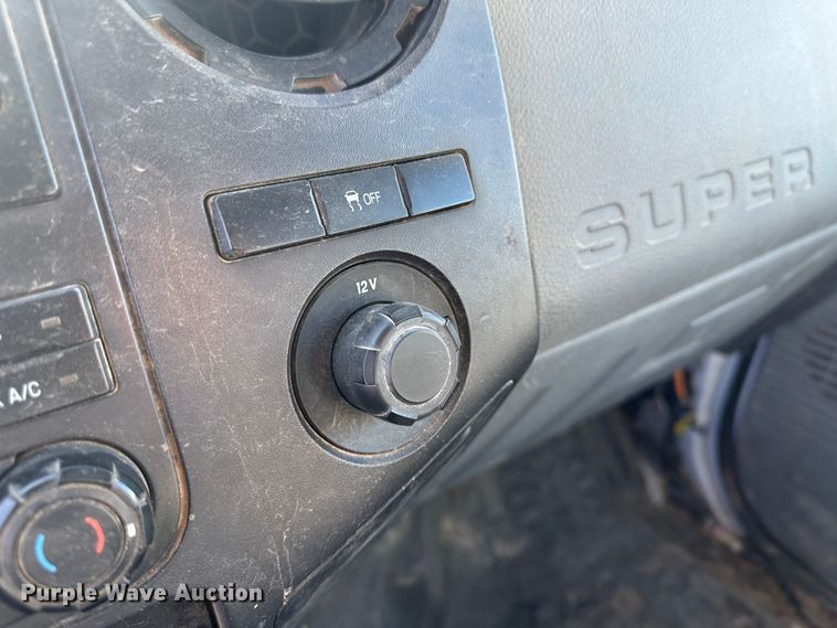 image for item JD9661 2012 Ford F250  Super Duty  Crew Cab pickup truck