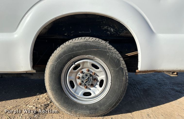 image for item JD9661 2012 Ford F250  Super Duty  Crew Cab pickup truck