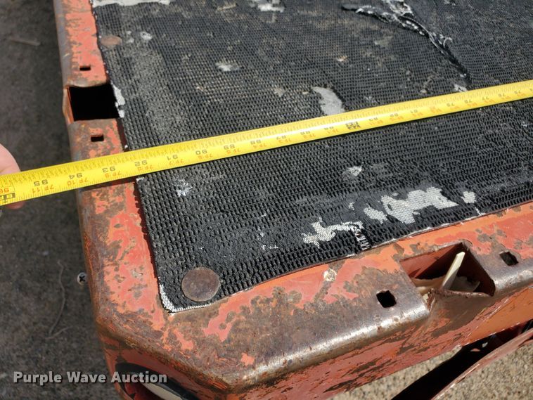 image for item JM9655 1980 International 1854  flatbed truck