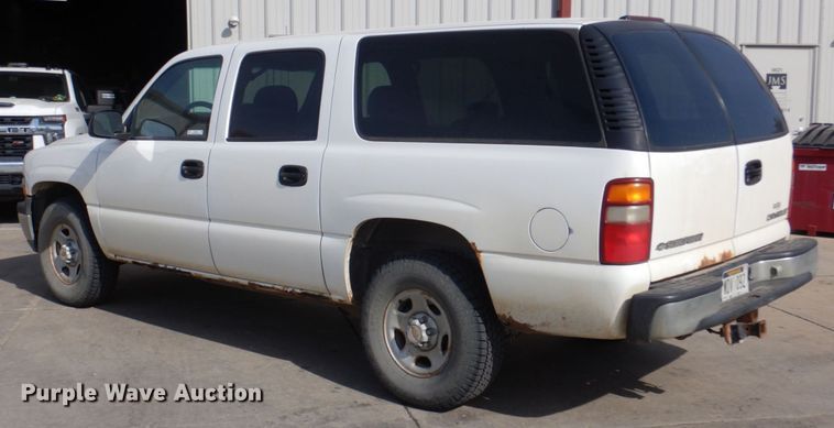 image for item JZ9046 2001 Chevrolet Suburban  SUV