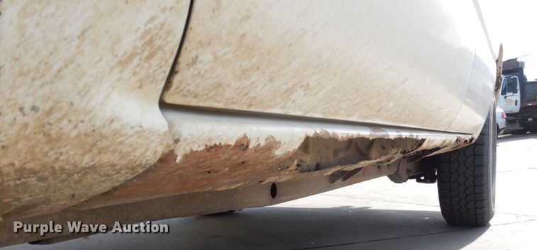 image for item JZ9046 2001 Chevrolet Suburban  SUV