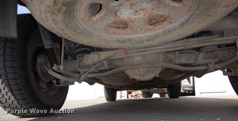 image for item JZ9046 2001 Chevrolet Suburban  SUV