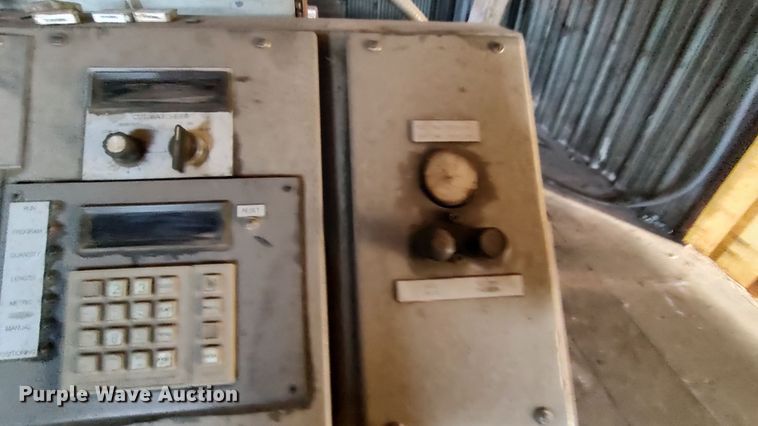 image for item LK9444 HEM H130HA-1  horizontal pivot bandsaw