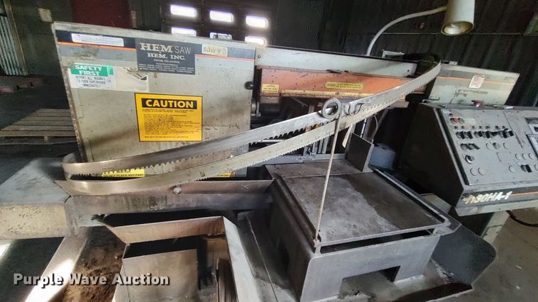 image for item LK9444 HEM H130HA-1  horizontal pivot bandsaw