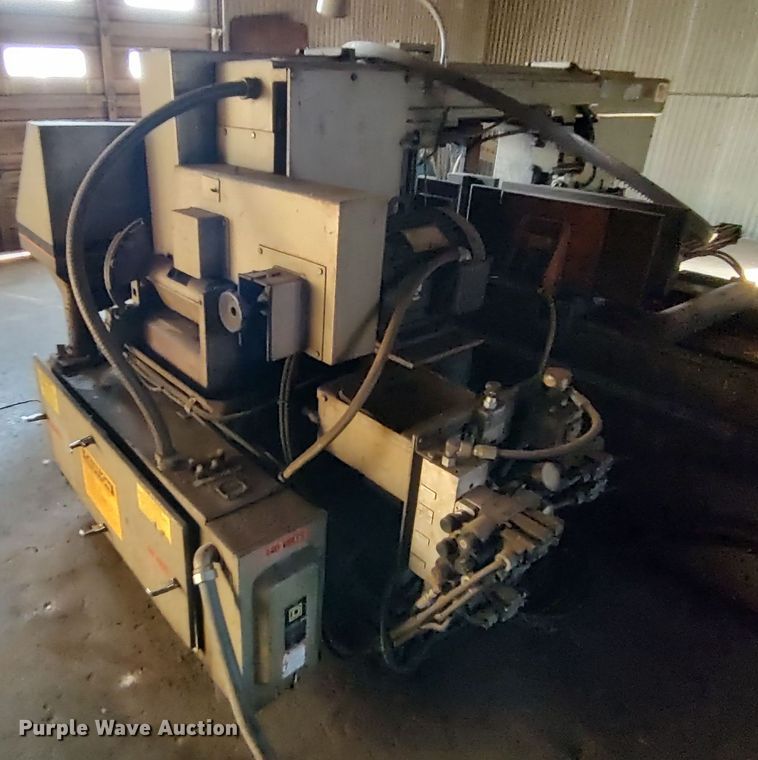 image for item LK9444 HEM H130HA-1  horizontal pivot bandsaw