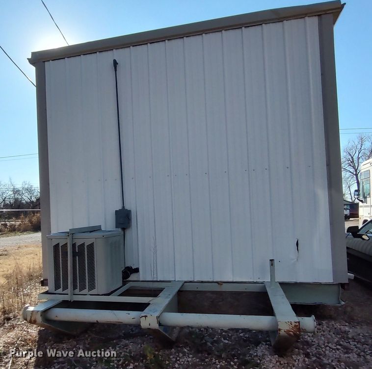 image for item LK9449 Oilfield doghouse