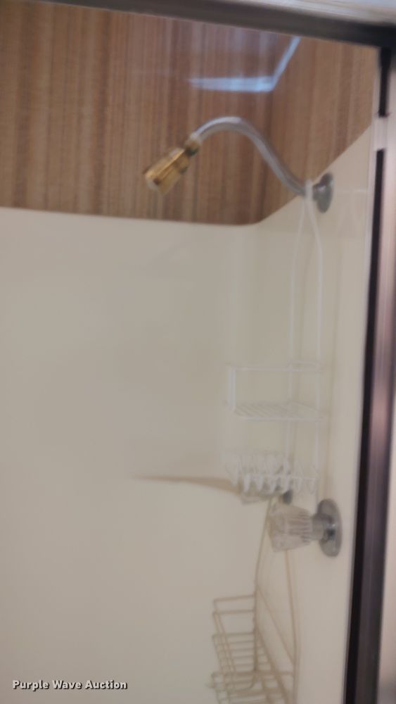 image for item LK9449 Oilfield doghouse