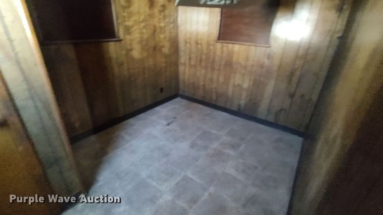 image for item LK9449 Oilfield doghouse