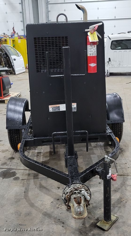 image for item LY9857 Miller Big Blue 400D  welder