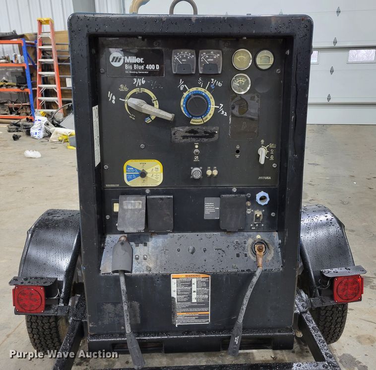 image for item LY9857 Miller Big Blue 400D  welder